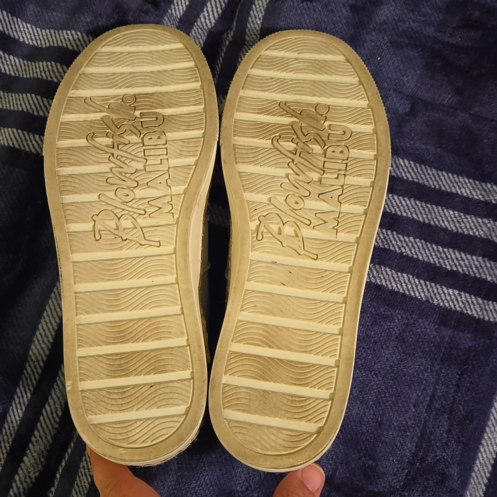 Blowfish "No Chill" Slip On Shoes - Picture 4 of 5